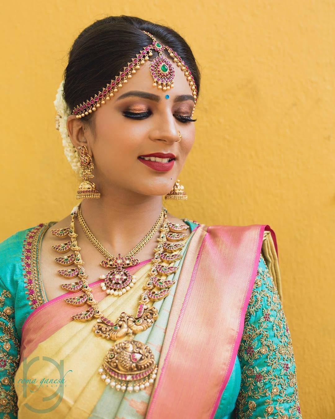 Reception bold and beautiful